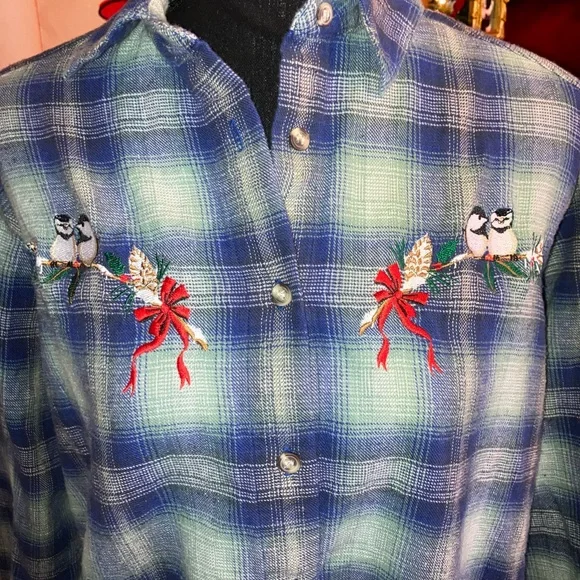 Vintage plaid Christmas shirt, blue button-down birds embroidery, Holiday medium - Picture 4 of 6